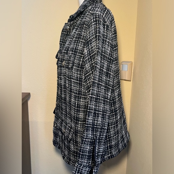 *Corey Anine Bing metallic tweed jacket. Medium - Picture 11 of 14